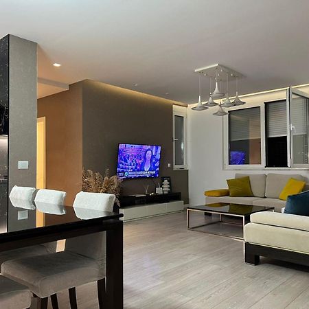 Tirana Loft Living Apartment ภายนอก รูปภาพ
