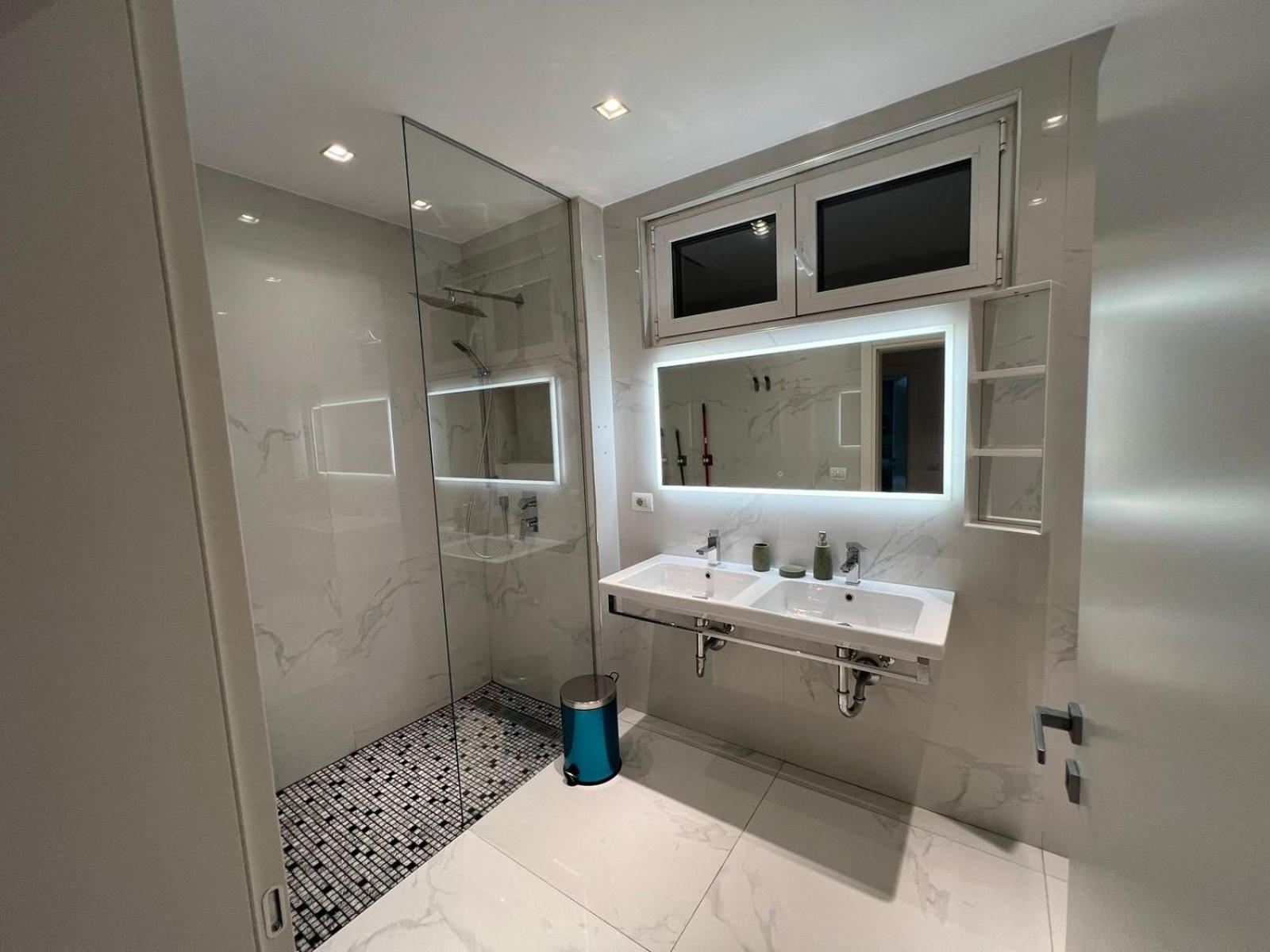 Tirana Loft Living Apartment ภายนอก รูปภาพ