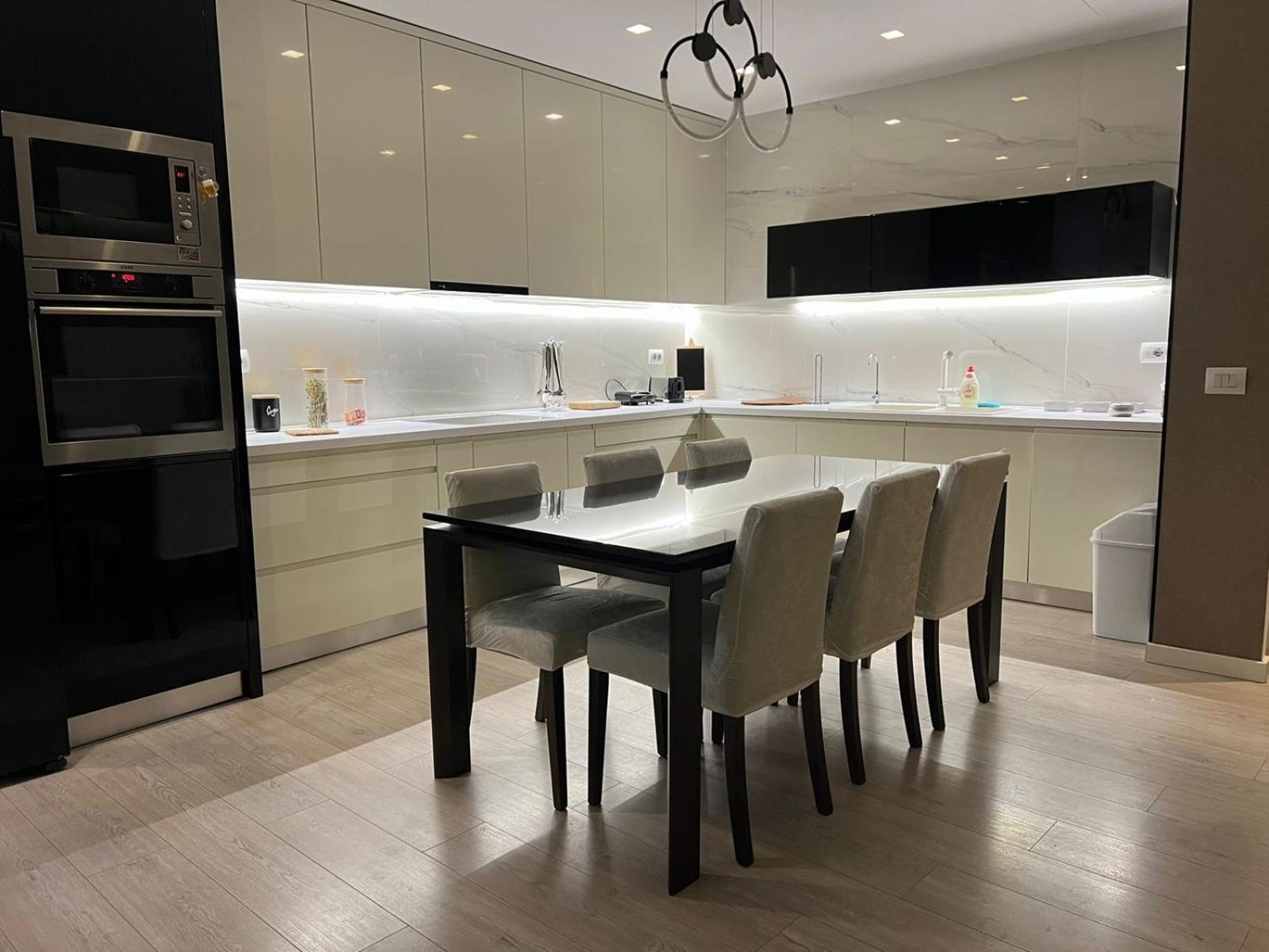 Tirana Loft Living Apartment ภายนอก รูปภาพ