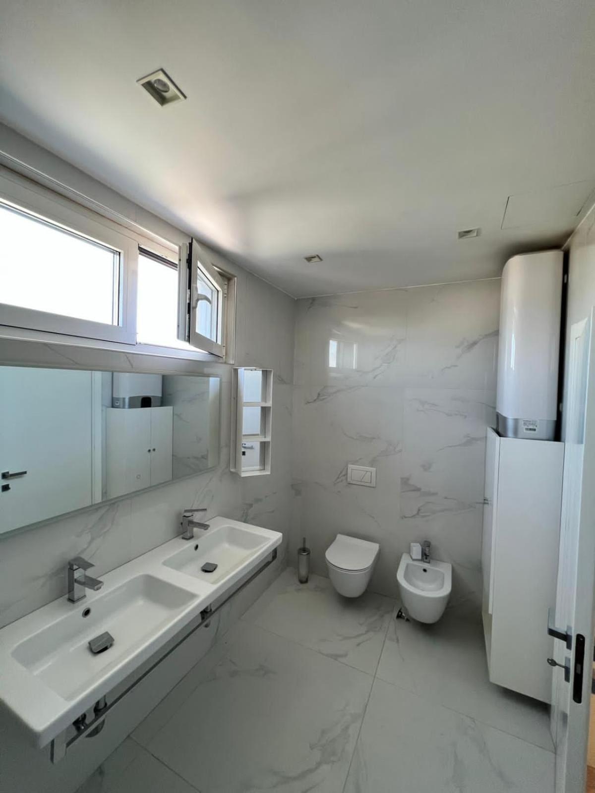 Tirana Loft Living Apartment ภายนอก รูปภาพ